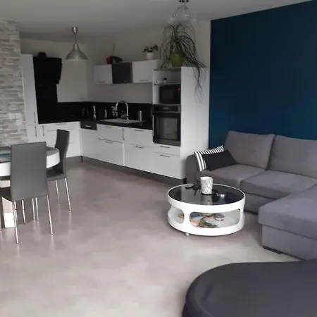 Detente Garantie Apartment